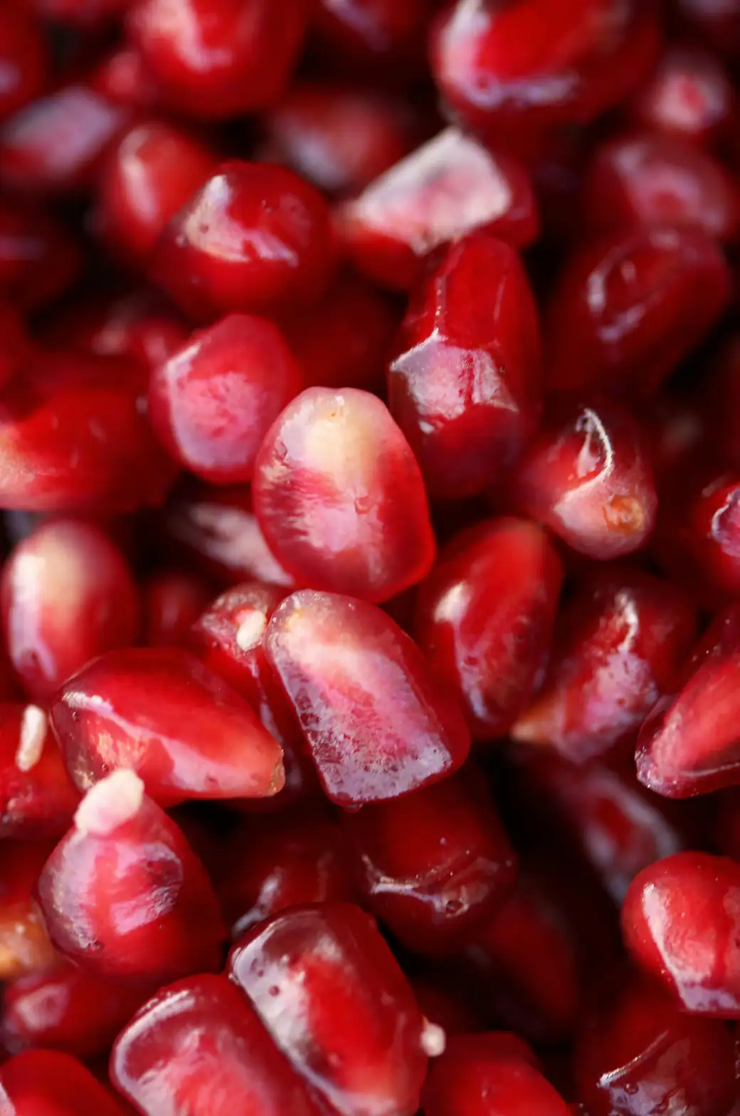 pomegranate seeds close-up