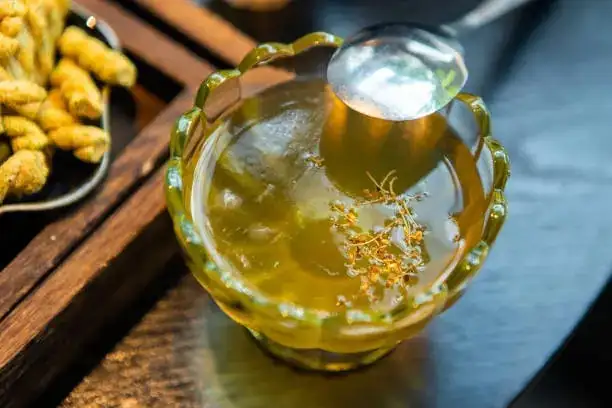 osmanthus tea and cake