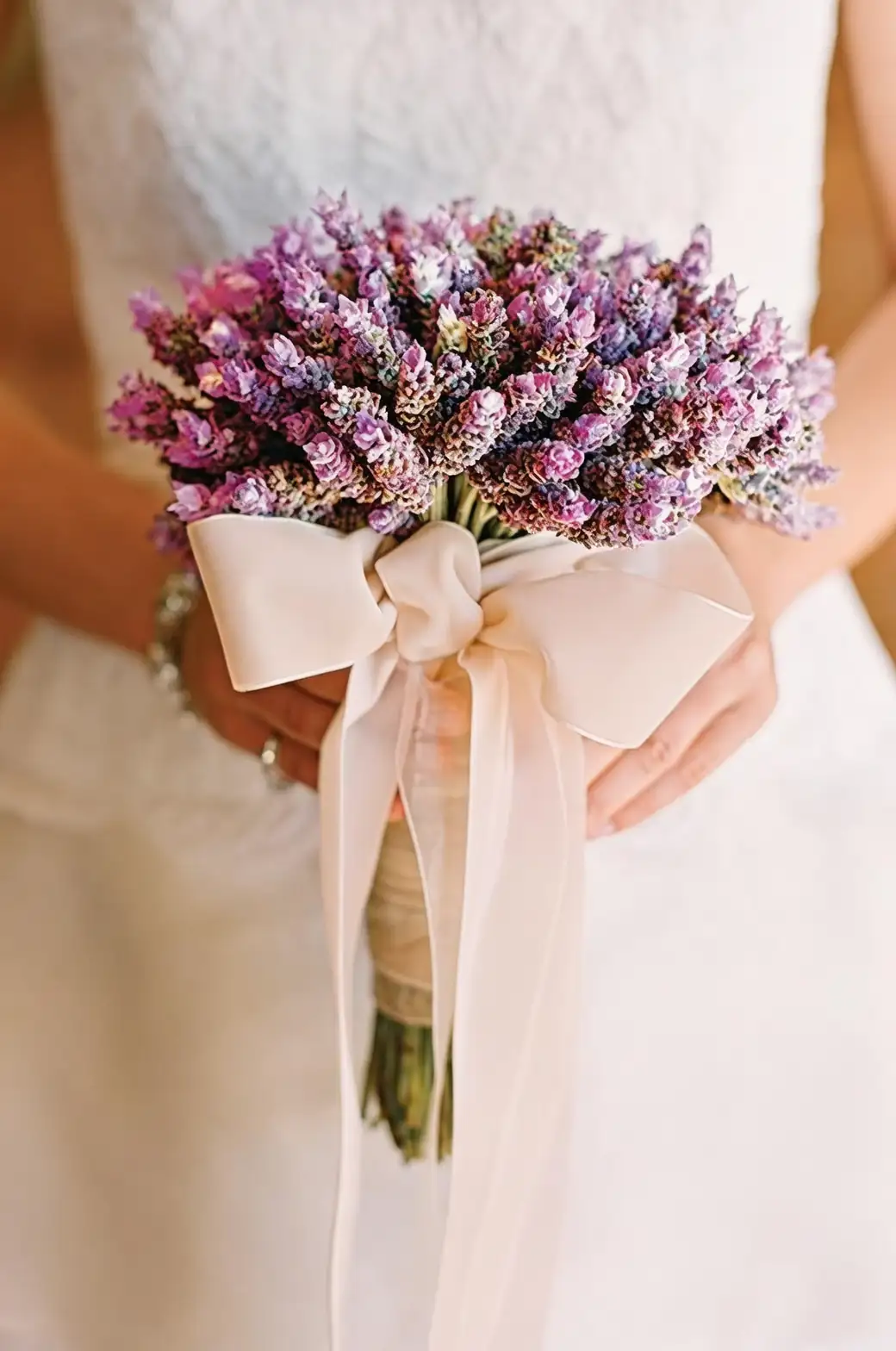 lavender wedding bouquet
