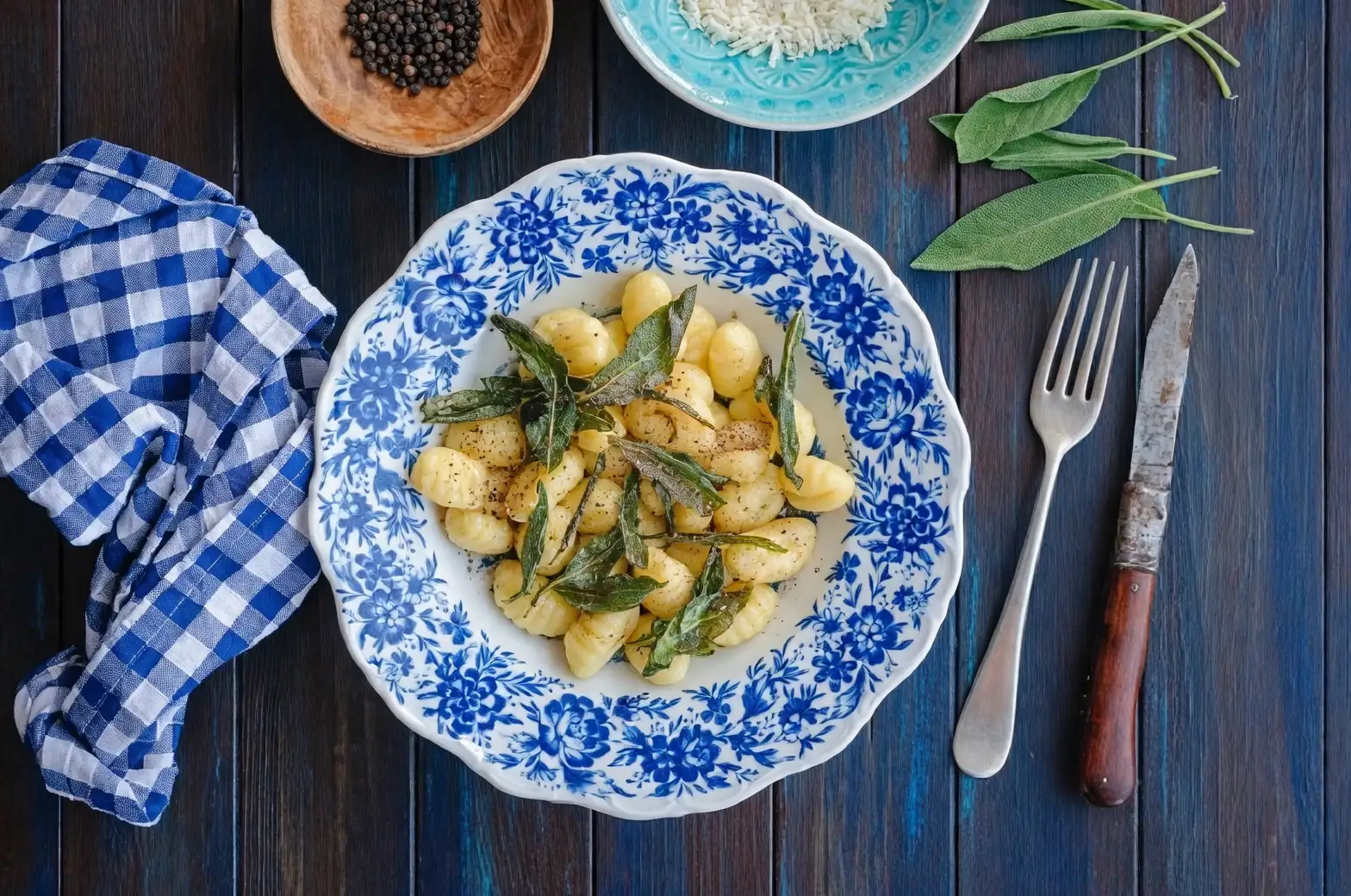 sage butter sauce gnocchi