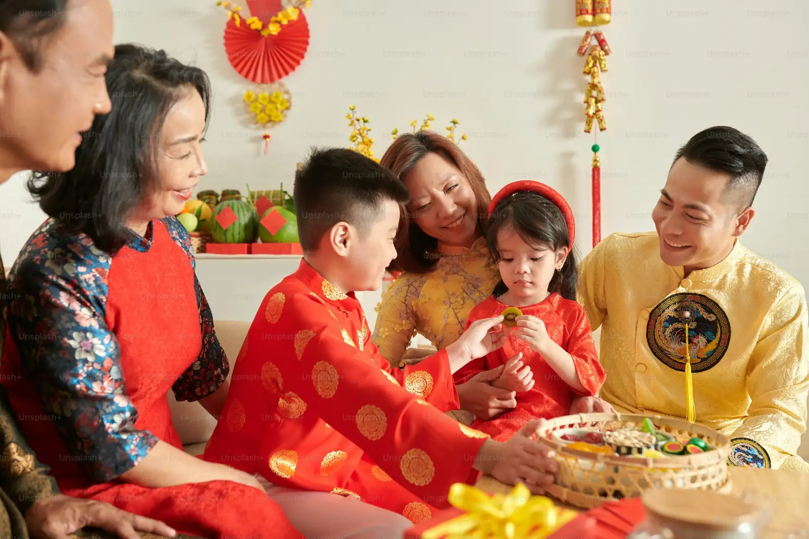 花语与年俗解密：金橘为何象征“大吉大利”？摆在哪儿更聚财？